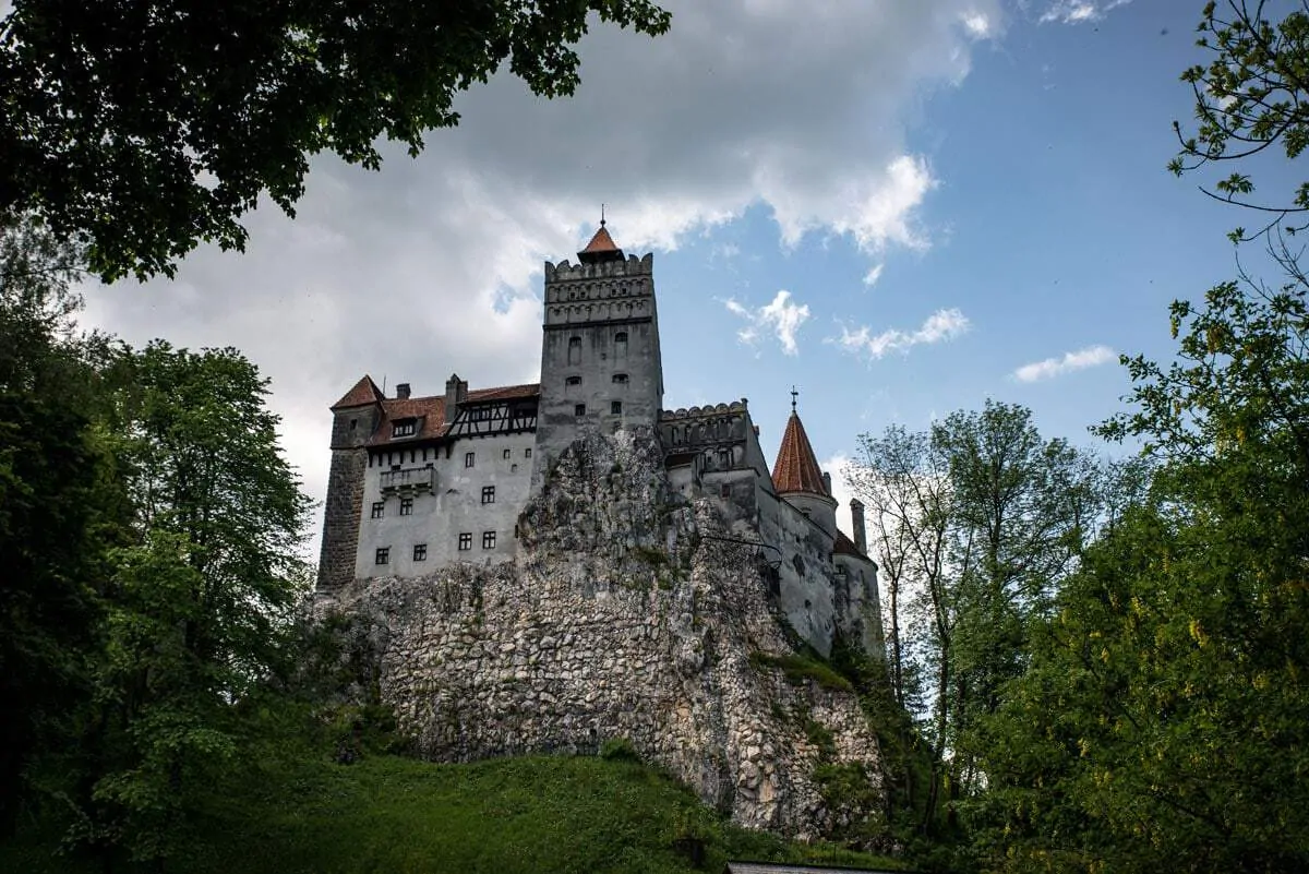 bran-castle-transylvania_.webp
