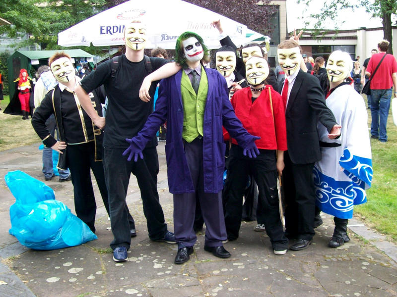 Joker_meets_V_for_Vendetta_by_Doppelgesicht22.jpg