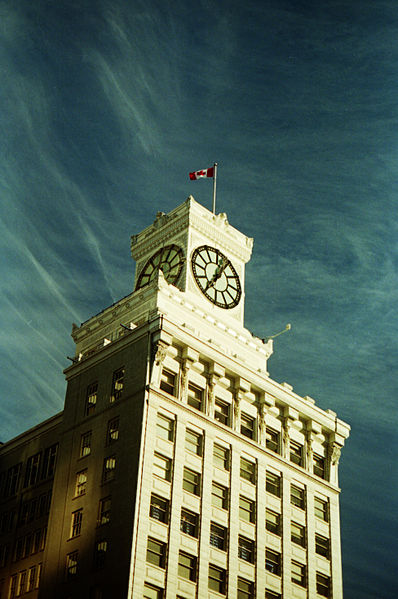398px-Vancouver_clock_tower.jpg