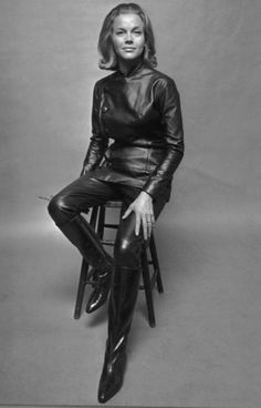 ca104eb742ae162566ccfb55e8454047--leather-catsuit-vintage-leather.jpg