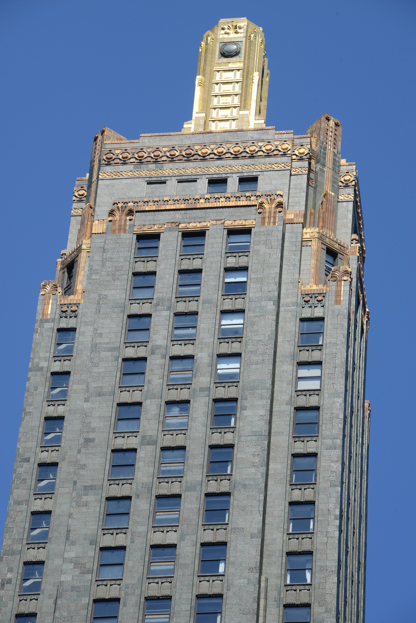 carbide-and-carbon-building-04.jpg
