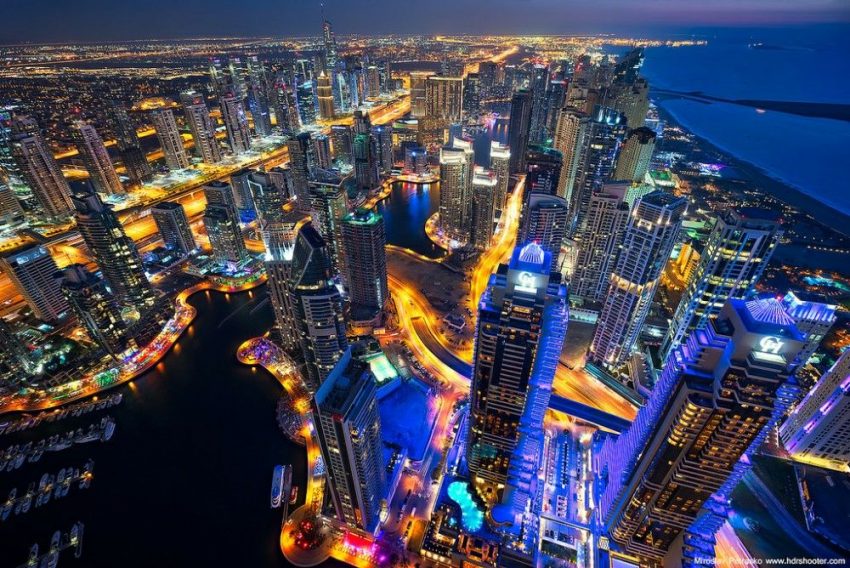 Dubai-Futuristic-Cities-e1599911515689.jpg