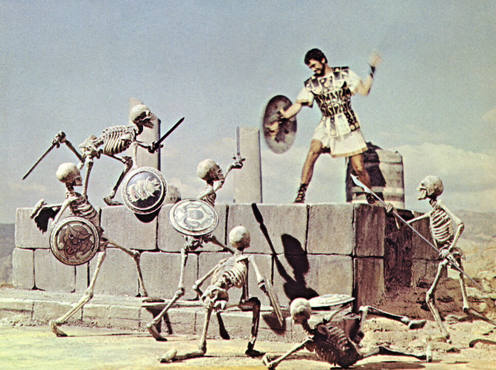 Jason-and-the-Argonauts-1963-skeletons-fight-swords-966x720.jpg